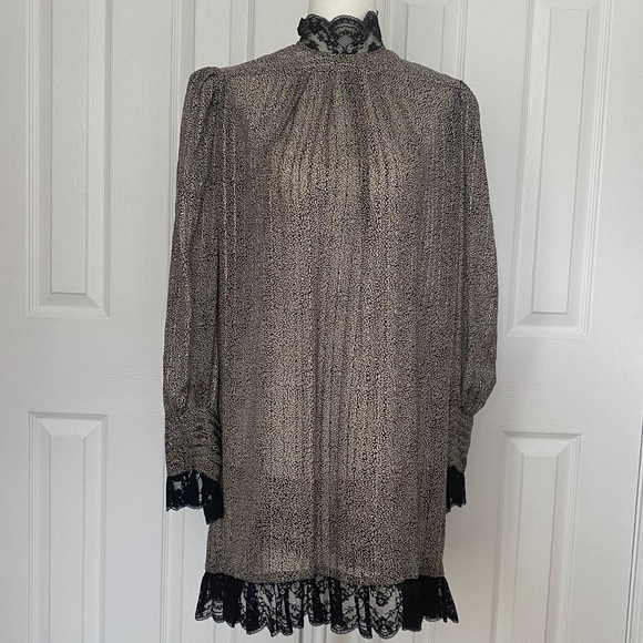 Vintage- John Yang Silk and Lace Dress - Picture 2 of 9